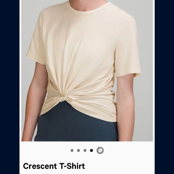 Lululemon size 4 Crescent tee - Picture 1 of 5